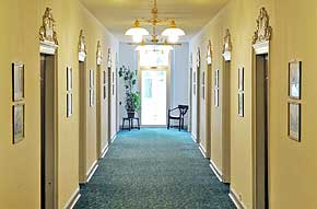 Hotelflur im 4-Sterne-Hotel 534-bgif im Ahrtal in Rheinland-Pfalz