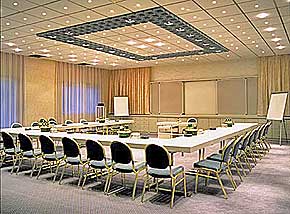 Tagungsraum, Tagungssaal im 4-Sterne-Hotel 534-bgif im Ahrtal in Rheinland-Pfalz