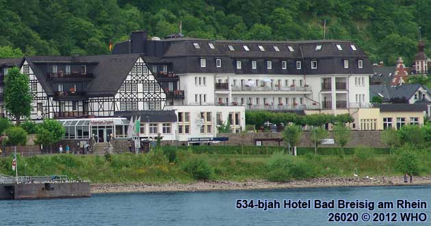 Sommerurlaub in Bad Breisig am Rhein, Kurzurlaub-Arrangements am Mittelrhein gegenüber von Bad Hönningen, zwischen Bonn, Bad Neuenahr-Ahrweiler im Ahrtal, Remagen, Andernach und Koblenz