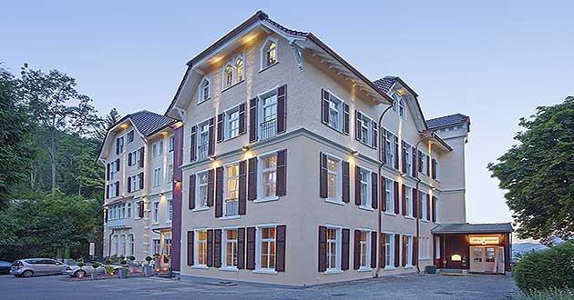 Wochenendreisen in den Schwarzwald, Kurzurlaub im Schlosshotel zwischen Offenburg, Freudenstadt, Villingen-Schwenningen und Freiburg im Breisgau